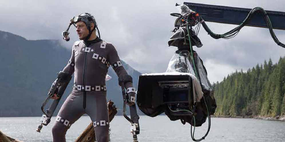 Peran di Planet of the Apes Bikin Andy Serkis Bau Badan